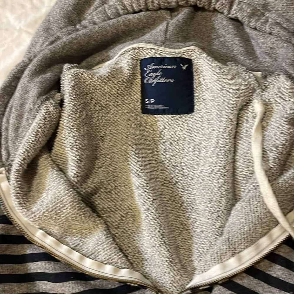 American Eagle Outfitters gray striped hoodie jacket, size small. - Picture 9 of 9
